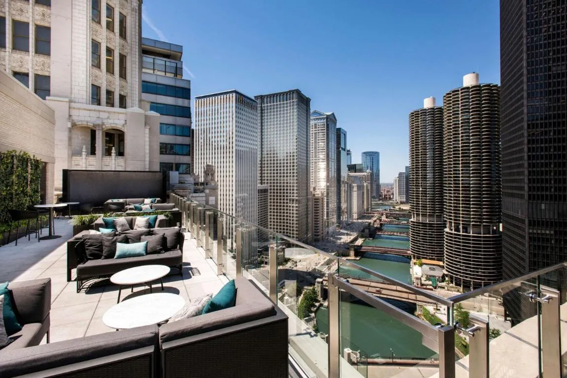 Image of LondonHouse Chicago, Curio Collection by Hilton