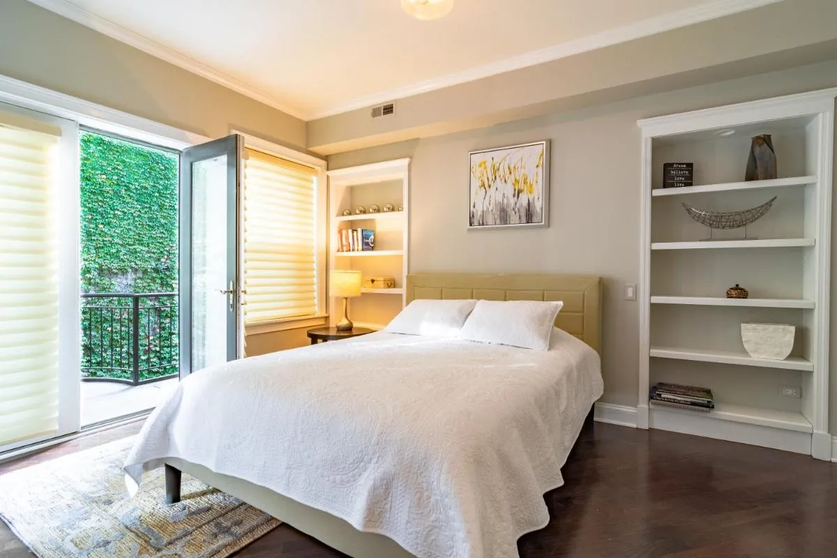 Image 4 of Luxurious Gold Coast villa with parking for up to 12 guests