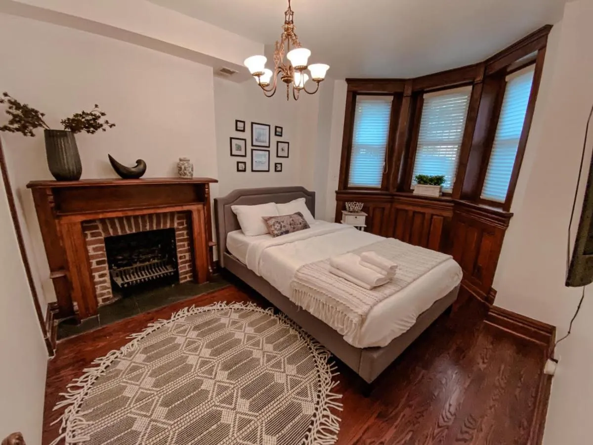 Image 5 of Luxurious classic Gold coast villa for 12 guests