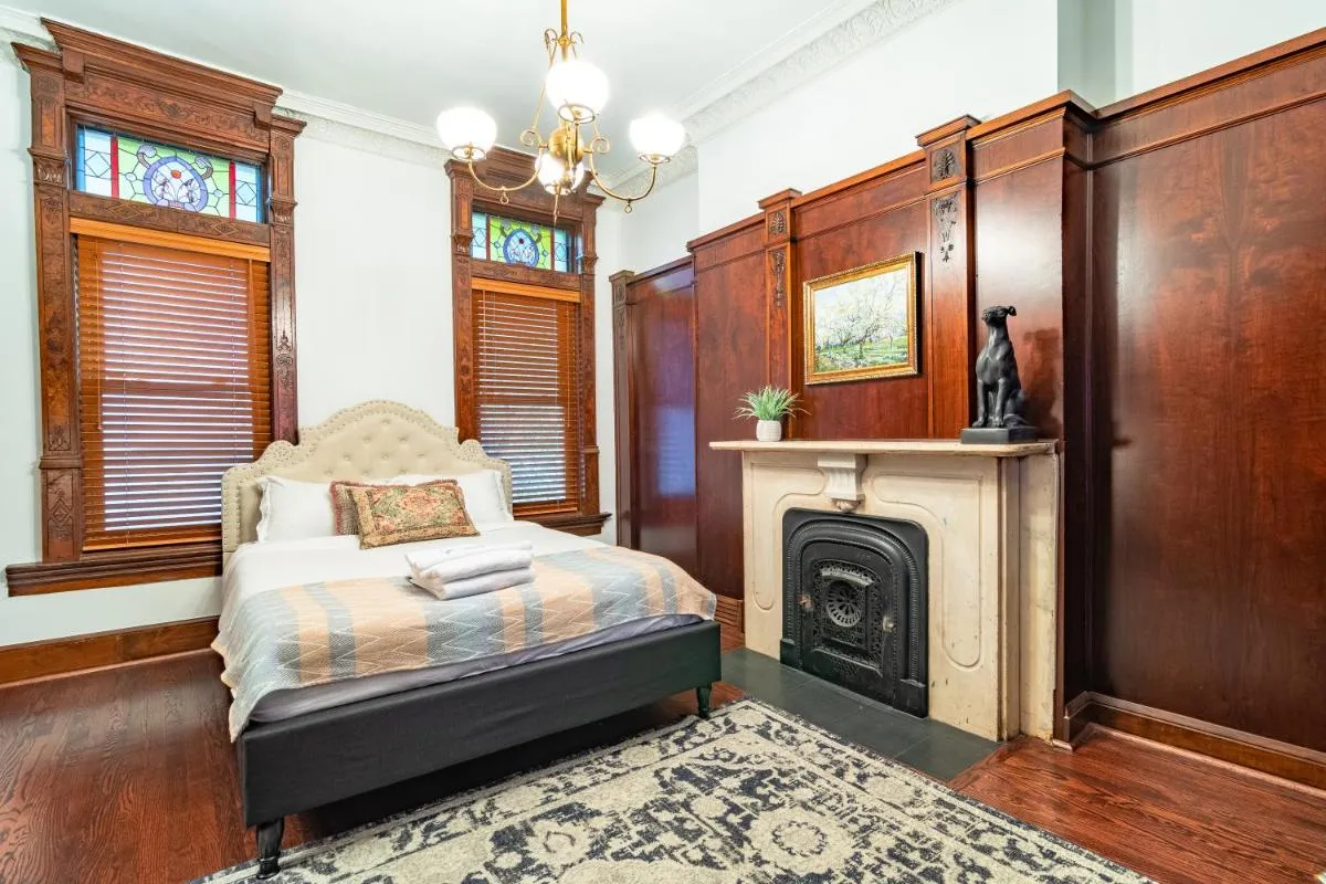 Image 4 of Luxurious classic Gold coast villa for 12 guests