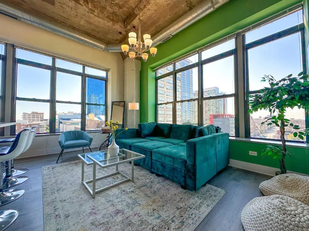 Image of McCormick 2Br/2Ba family unit for up to 6 guests with Optional Parking and Gym access