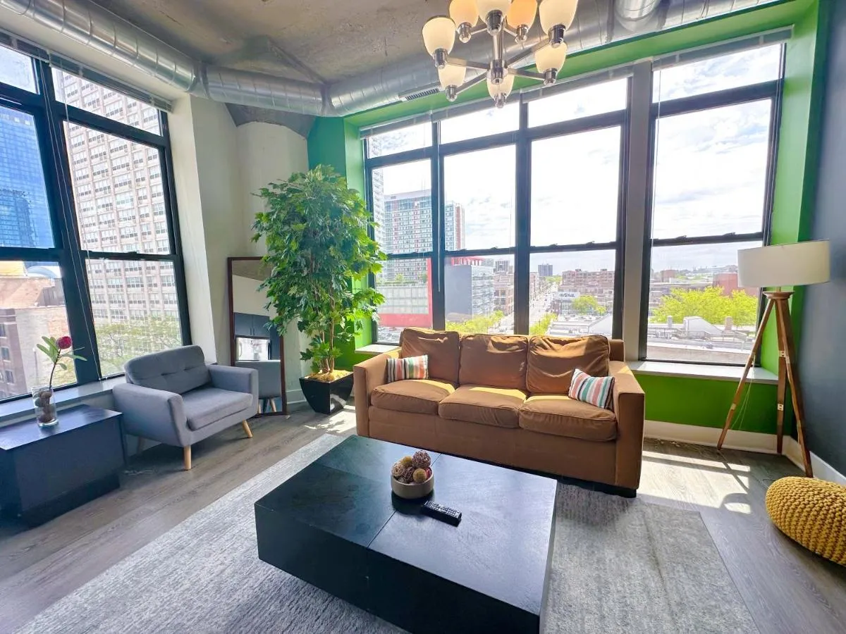 Image 6 of McCormick 2Br/2Ba family unit for up to 6 guests with Optional parking & Gym access
