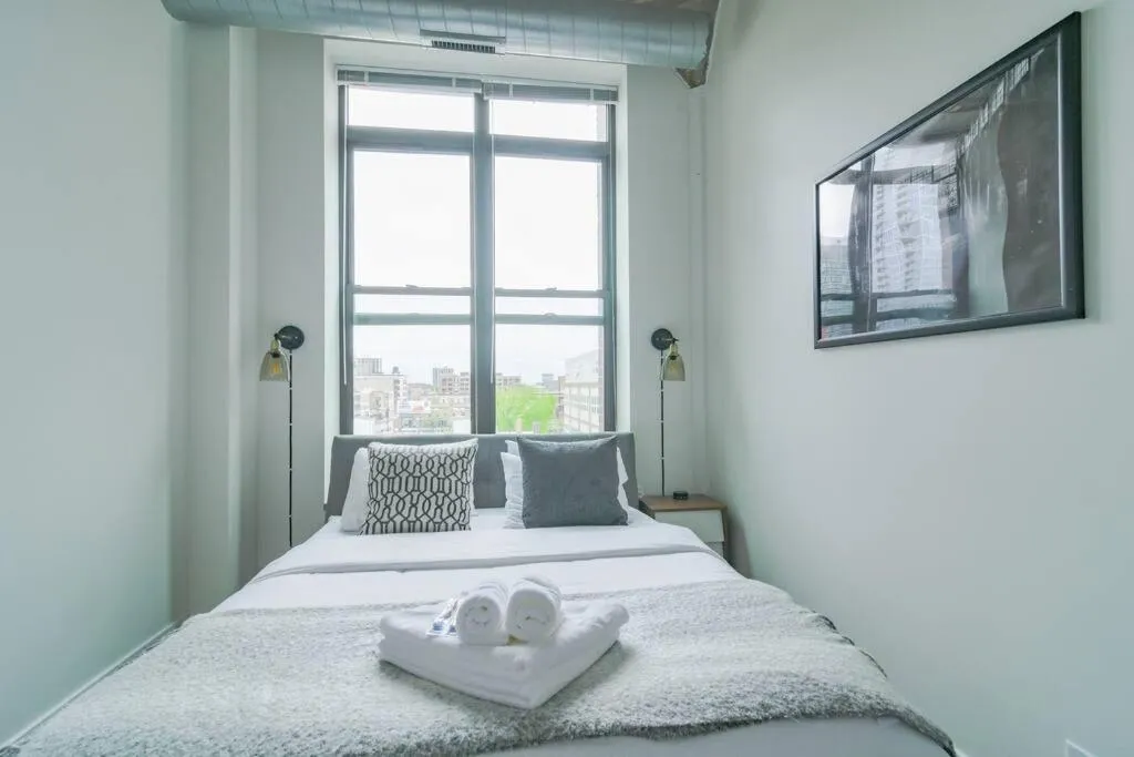 Image 3 of McCormick 2Br-2Ba family unit for up to 8 guests with Optional Parking & Gym