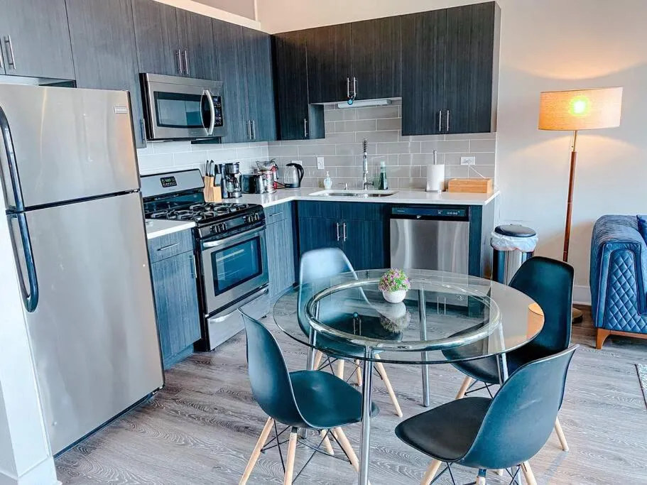 Image 1 of McCormick 2Br-2Ba family unit for up to 8 guests with Optional Parking & Gym