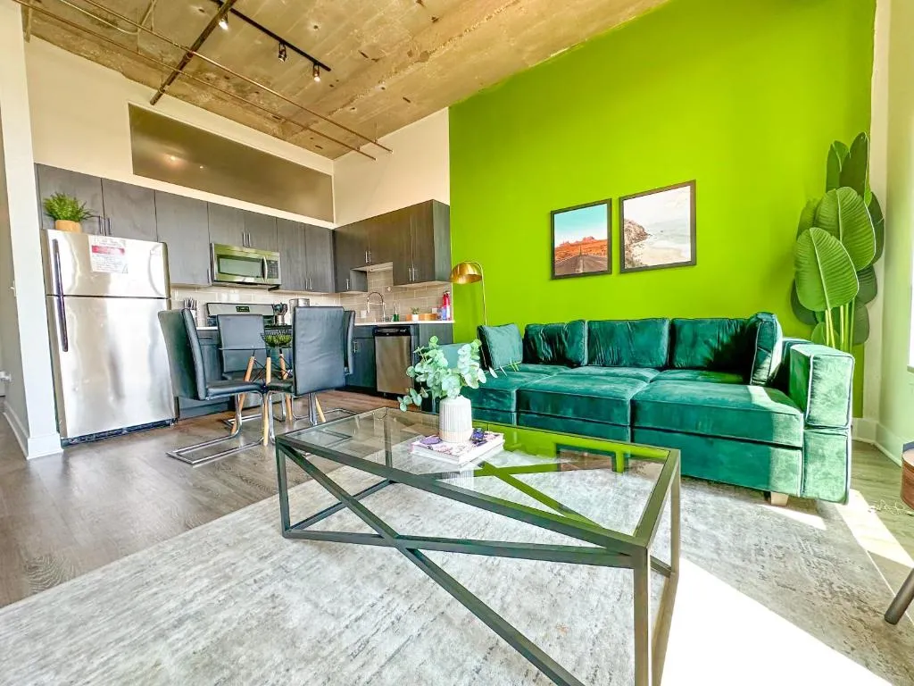 Image of McCormick 2Br-2Ba family unit for up to 8 guests with Optional Parking & Gym access