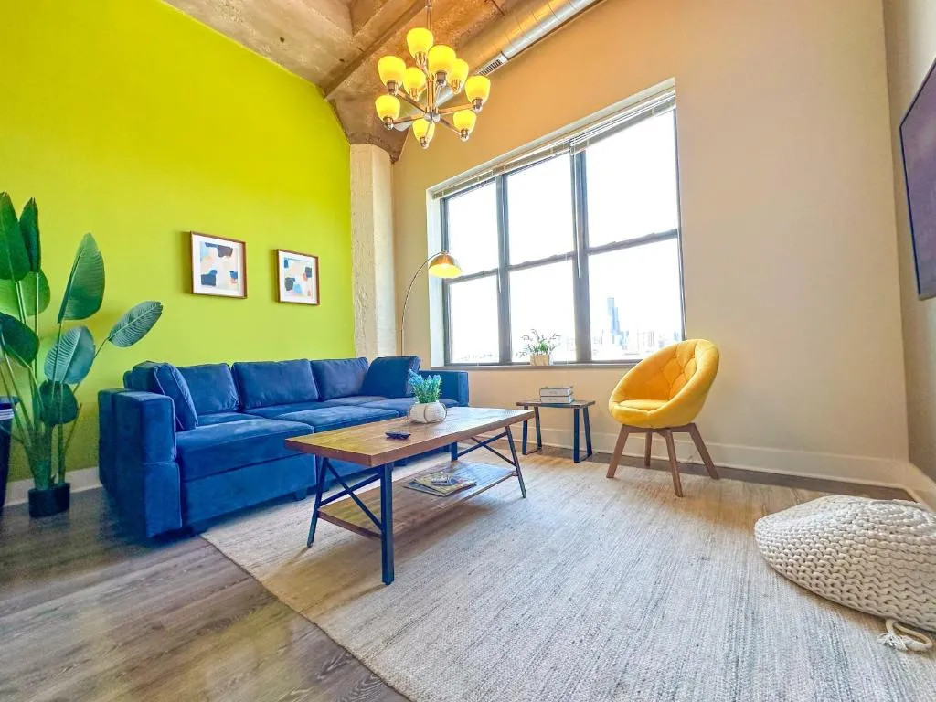 Image of McCormick 2Br-2Ba family unit for up to 8 guests with Skyline view, Optional Parking and Gym access