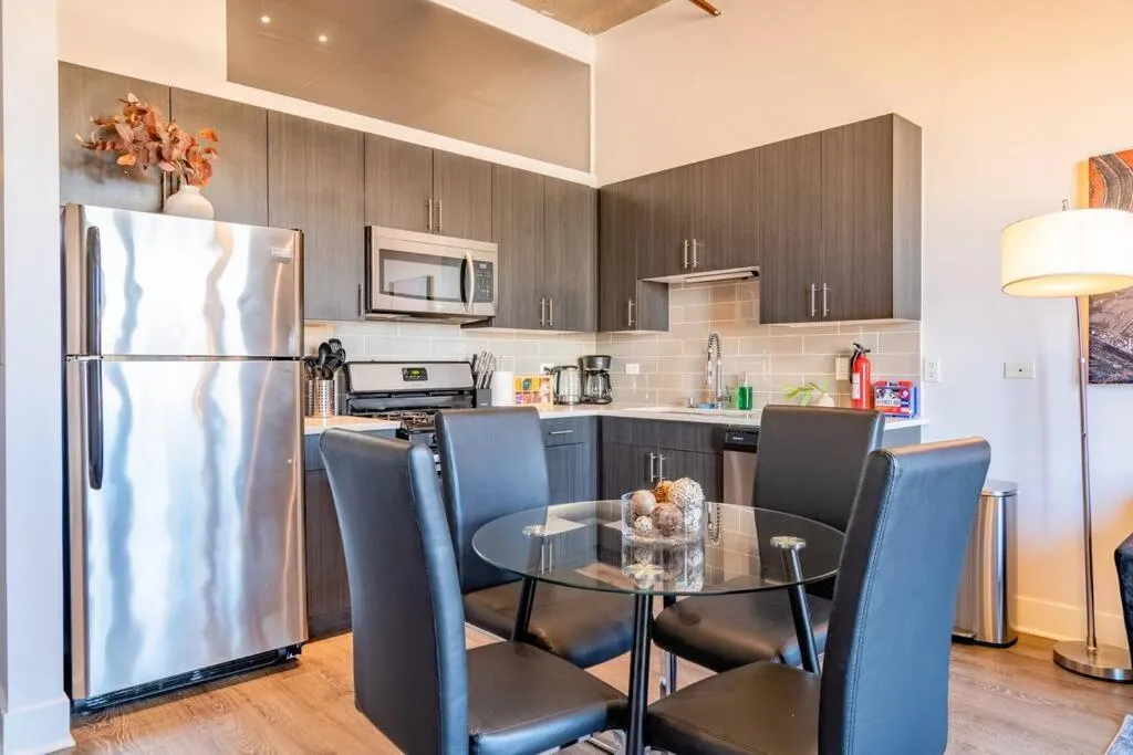 Image 6 of McCormick 2Br-2Ba family unit for up to 8 guests with Skyline view, Optional parking & Gym access