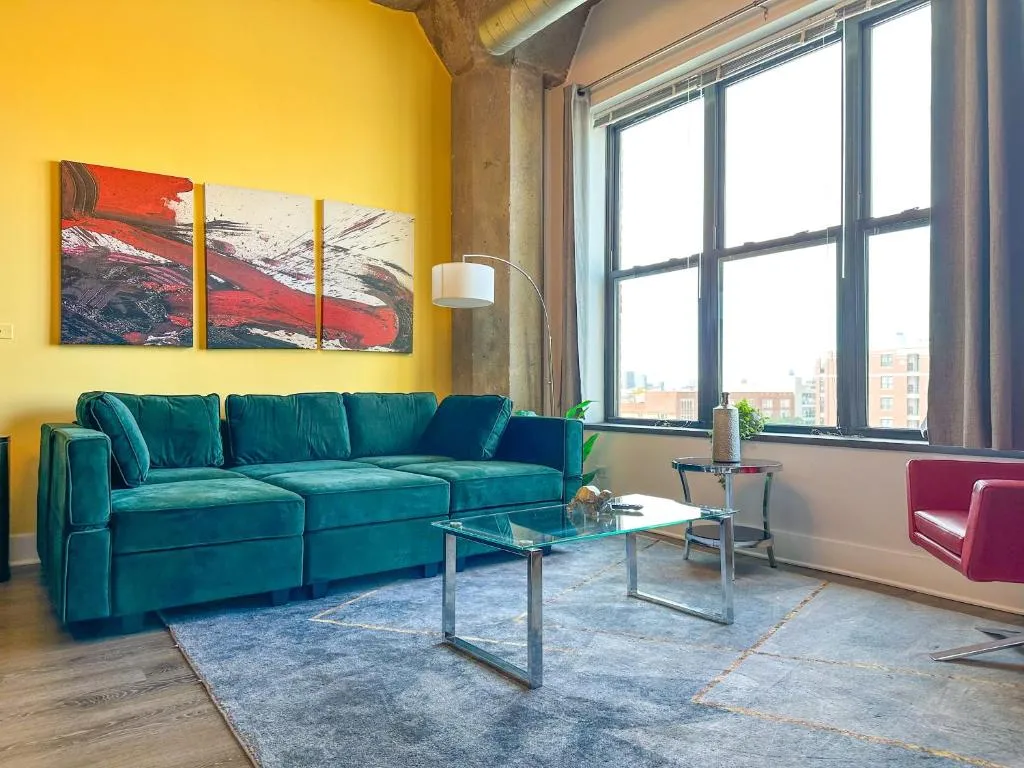 Image of McCormick 2Br-2Ba family unit for up to 8 guests with Skyline view, Optional parking & Gym access