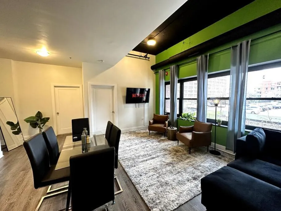 Image 2 of McCormick 3Br/2Ba Family Oasis for up to 8 guests with Optional Parking and Gym Access