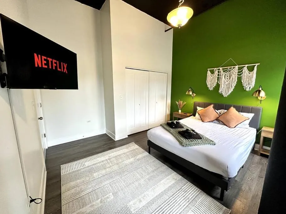 Image 3 of McCormick 3Br/2Ba Family Oasis for up to 8 guests with Optional Parking and Gym Access