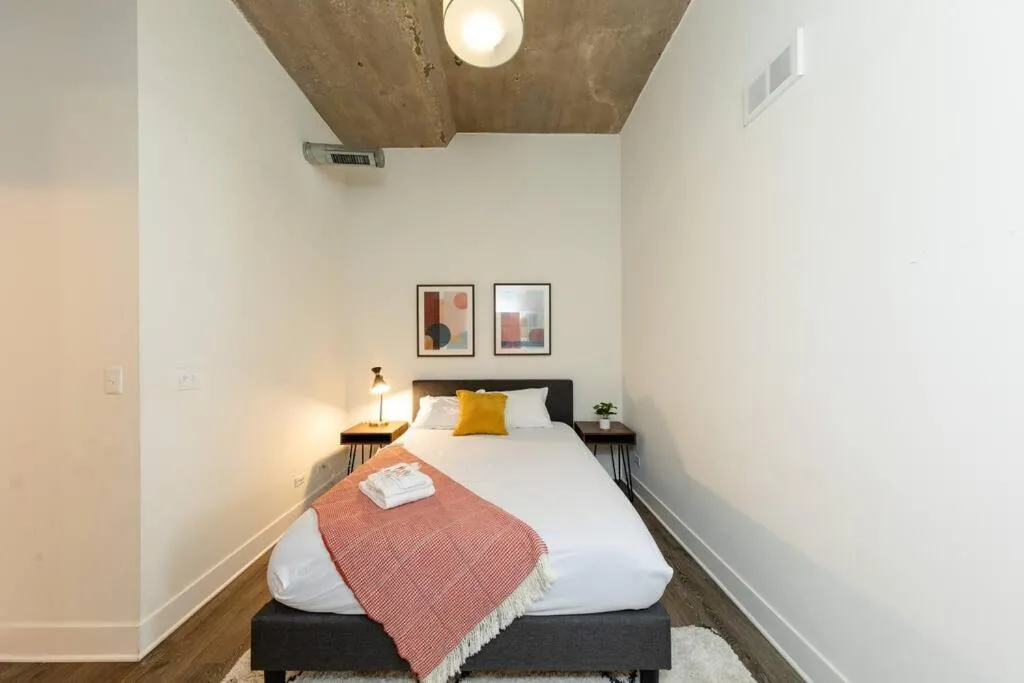 Image 3 of McCormick 3Br-2Ba Family unit that sleep up to 8 guests with Optional parking & Gym access
