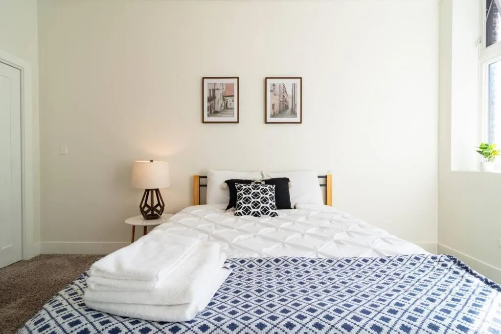 Image 6 of McCormick 420 friendly 3BR-2BA family unit that sleeps 8 guests with Optional Parking and Gym access