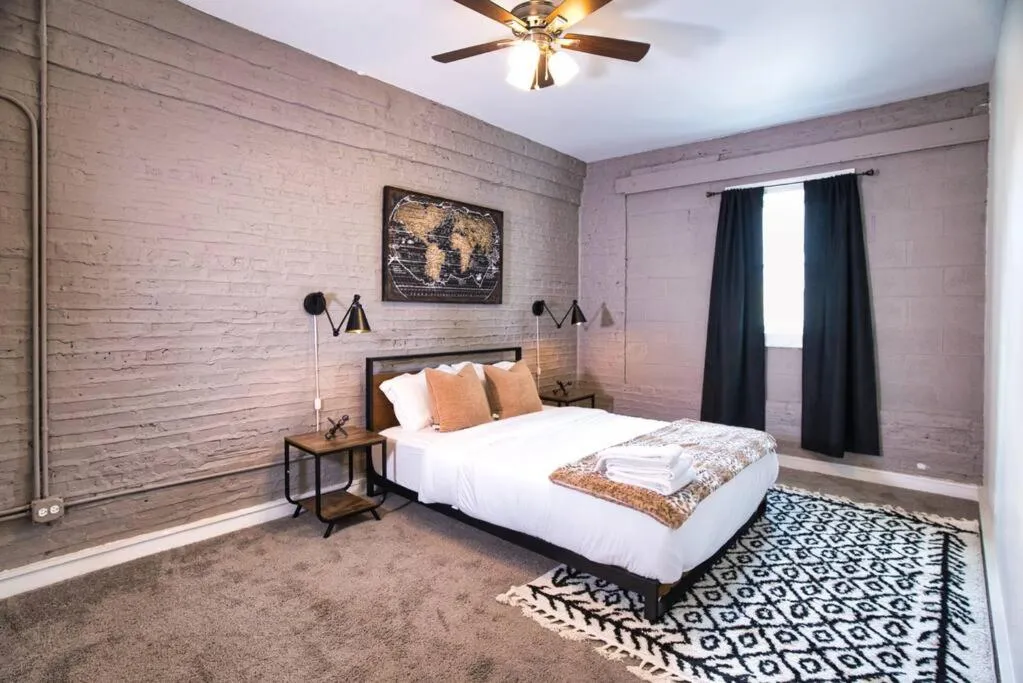 Image 4 of McCormick 4Br and 2Ba HUGE unit / sleeps 10 & with Optional parking