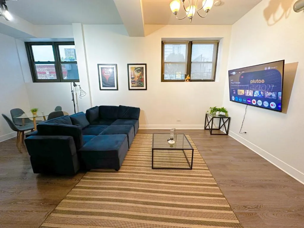 Image of McCormick Pl 420 friendly 1br/1ba with optional parking/sleeps 4