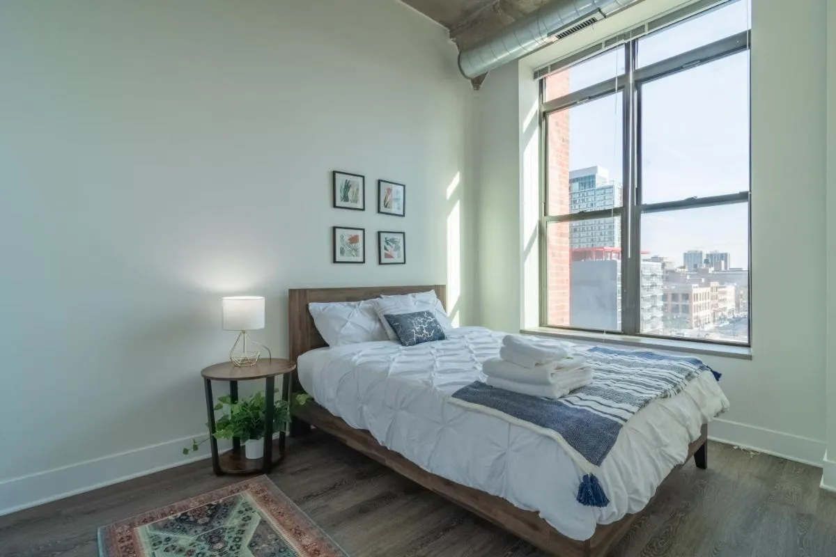 Image 3 of McCormick Place 2b-2b family unit with optional parking sleeps up to 8