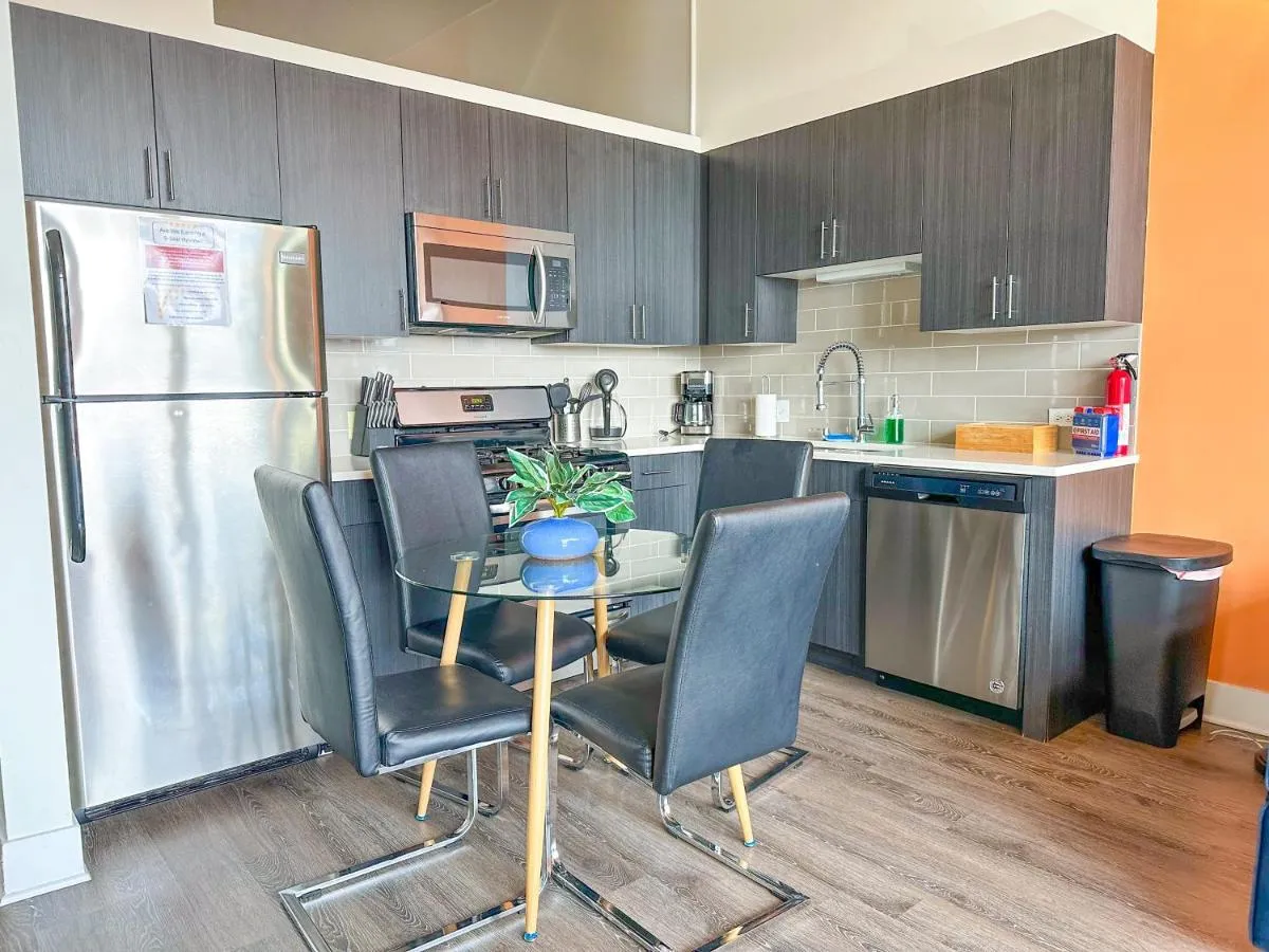 Image 1 of McCormick Place 2b-2b with optional parking and Gym that sleeps 8