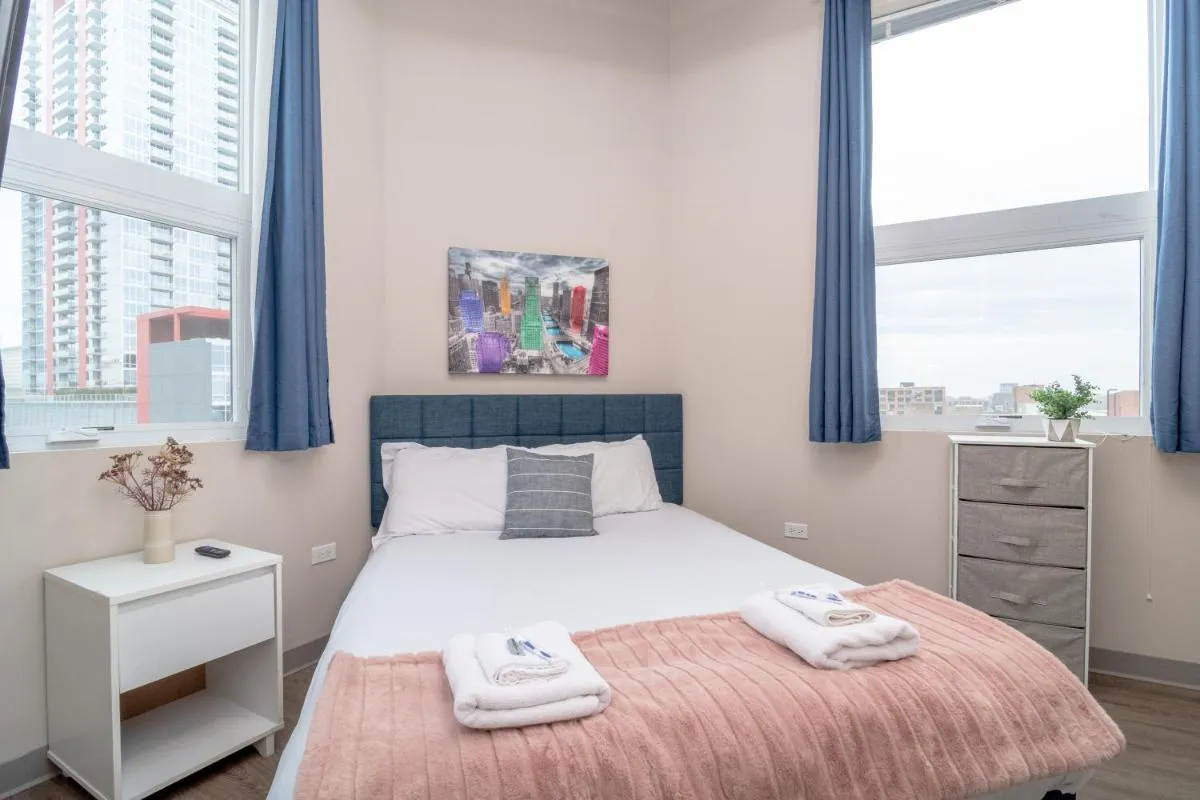 Image 3 of McCormick Place 2br-2ba with Optional Parking,Patio,Gym for 6 guests
