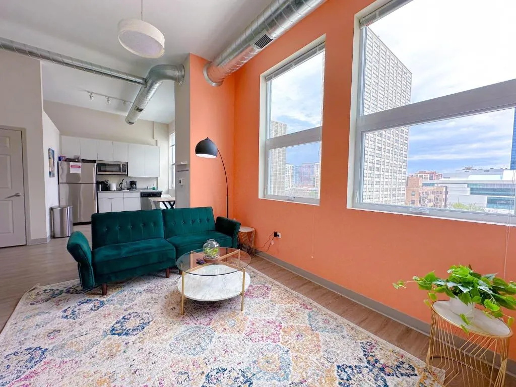 Image of McCormick Place 2br-2ba with Optional Parking,Patio,Gym for 6 guests