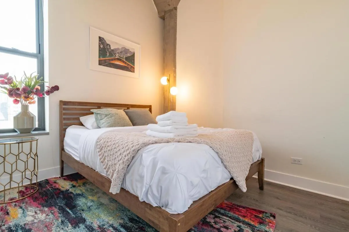 Image 3 of McCormick Place 3br-2ba luxury Family Heaven with optional parking for 8 guests