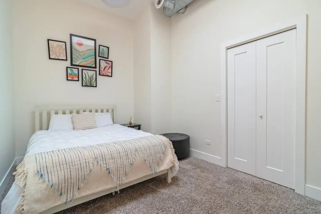 Image 6 of McCormick Place 420 friendly 3BR/2BA with Optional parking for up to 8 guests