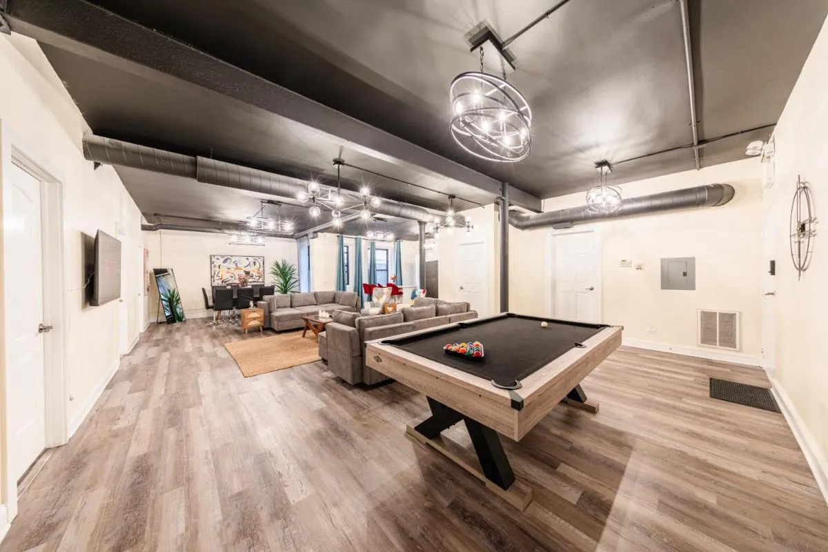 Image 1 of McCormick Place 5 bed family unit with Pool table and Optional Parking