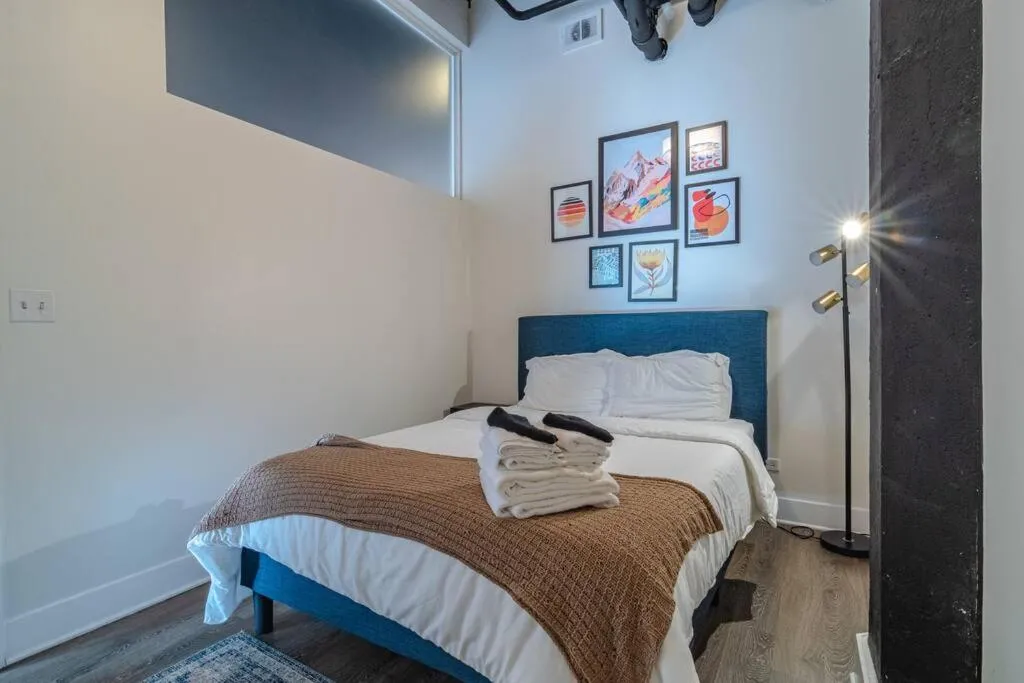 Image of McCormick Place Spacious family heaven 3br-2ba that sleeps up to 8 guests with Optional Parking and Gym access