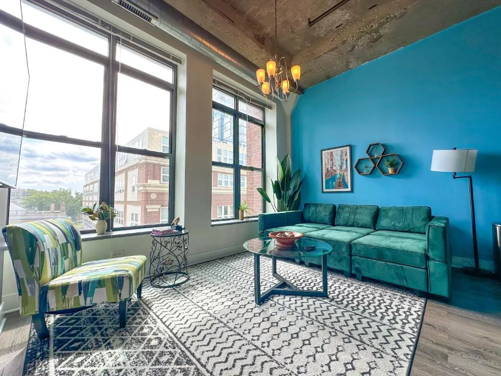 Image of McCormick Place city with view 2br-2ba with Optional parking that sleeps up to 8