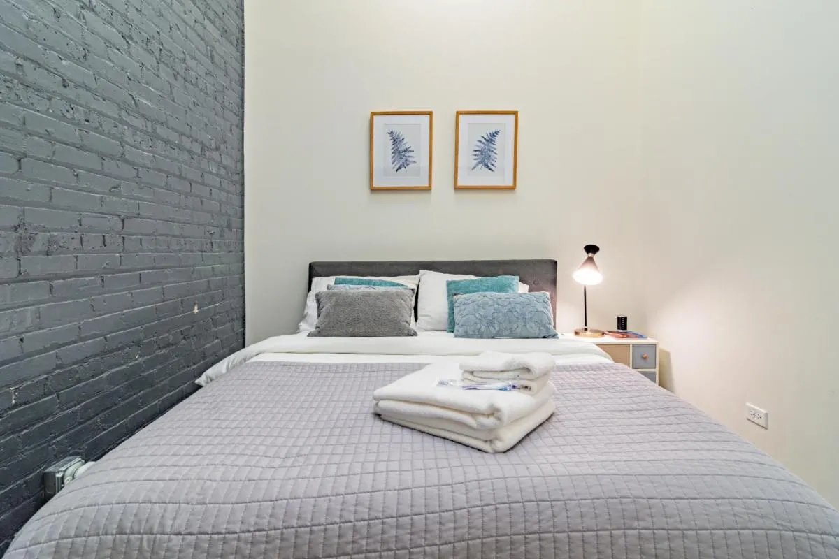 Image 6 of McCormick Place modern and cosy 420 friendly gem on Michigan avenue with optional parking for 6 guests