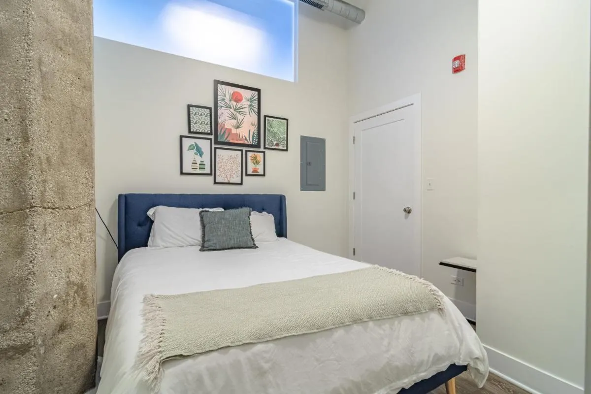 Image 4 of McCormick Place modern loft with an amazing city skyline view and optional parking for 8 guests