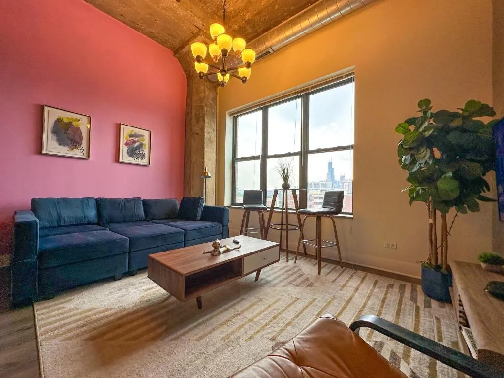 Image of McCormick Place modern loft with an amazing city skyline view and optional parking for 8 guests