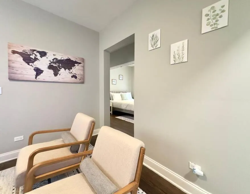 Image 4 of Modern 2BR, Ideal Location Near Local Spots