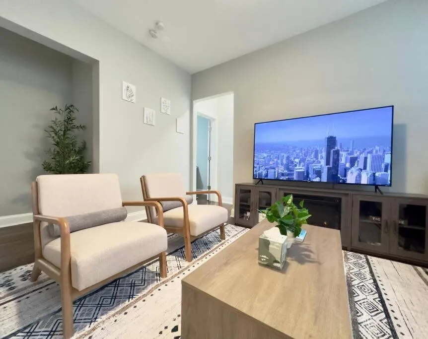 Image 3 of Modern 2BR, Ideal Location Near Local Spots