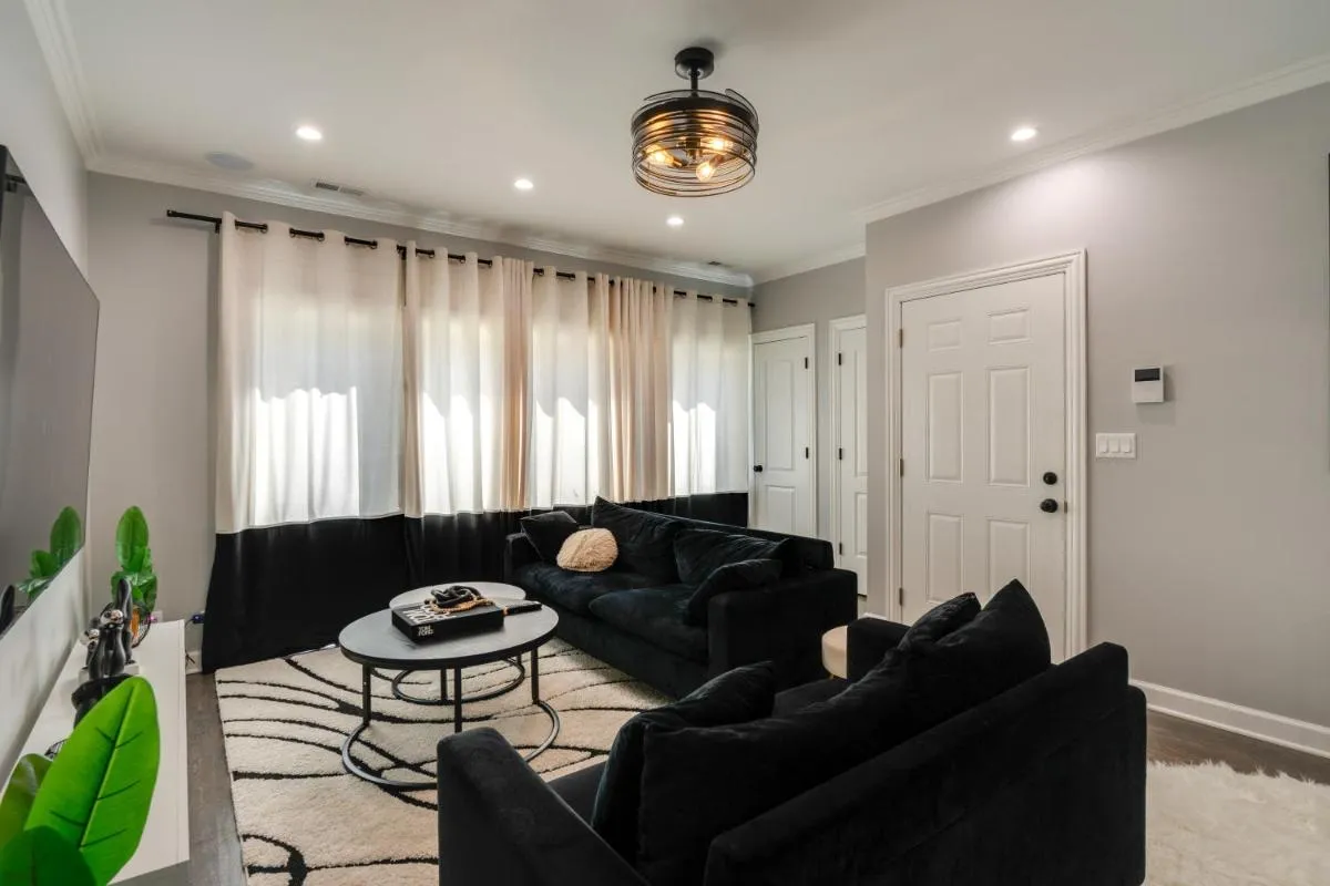 Image 3 of Newly Built Condo 5 Mi to Downtown Chicago!