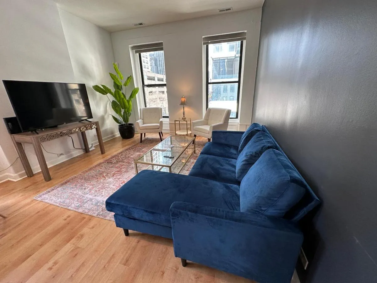 Image 5 of River North Hideaway with Amazing Views and Parking