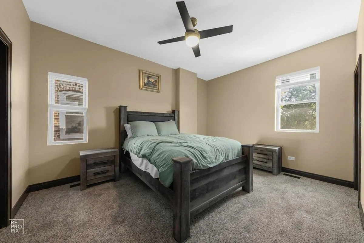 Image 6 of Romantic 3 Bed Home In The Heart Of The Park