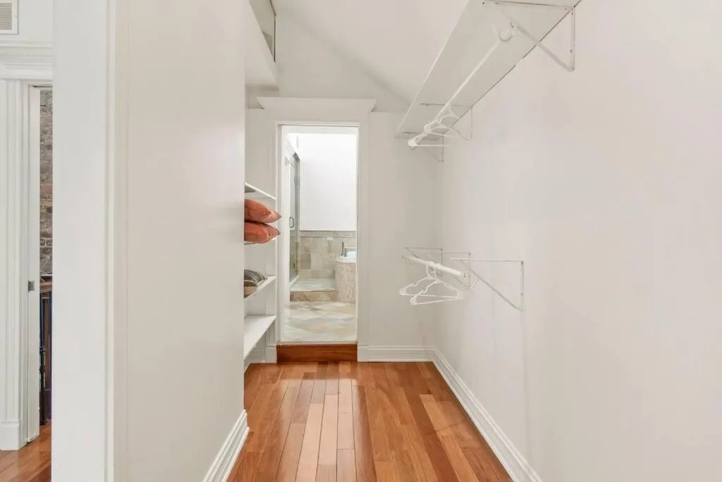 Image 2 of Roscoe Village Family Hideaway
