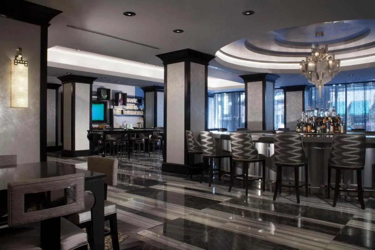 Image 2 of Silversmith Hotel Chicago Downtown