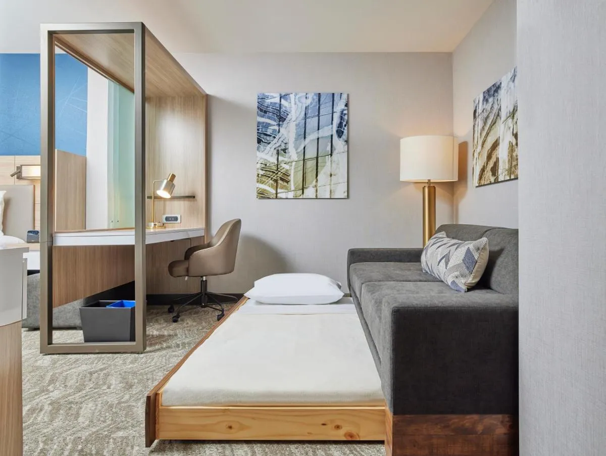 Image 5 of SpringHill Suites by Marriott Chicago Chinatown