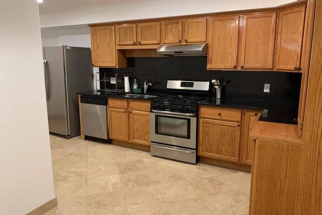 Image 3 of Studio flat in the heart of Downtown Chicago