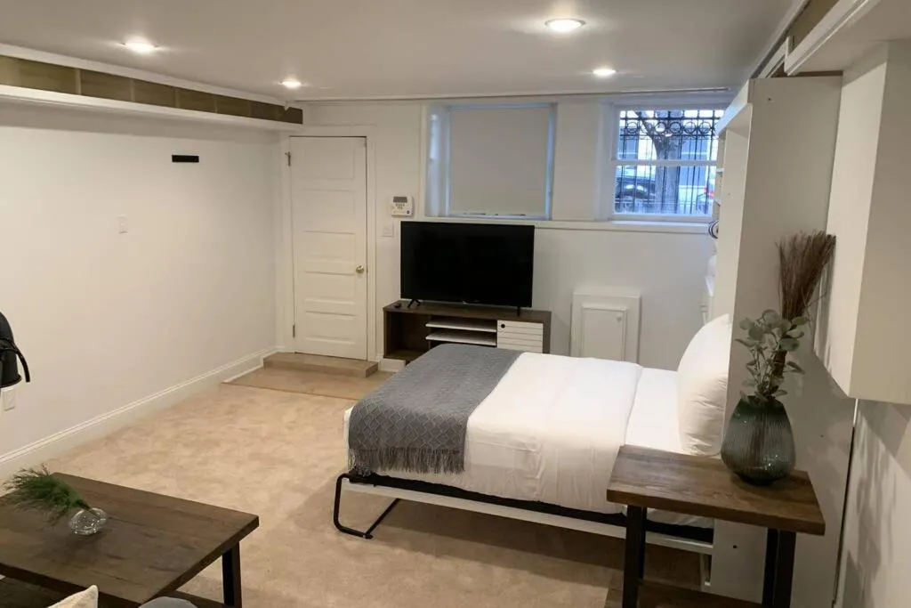 Image 6 of Studio flat in the heart of Downtown Chicago