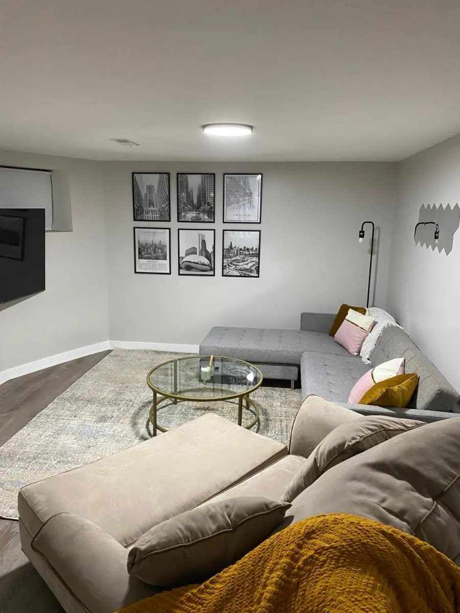 Image 6 of Stylish Urban Retreat 3 Bedroom Newly Remodeled