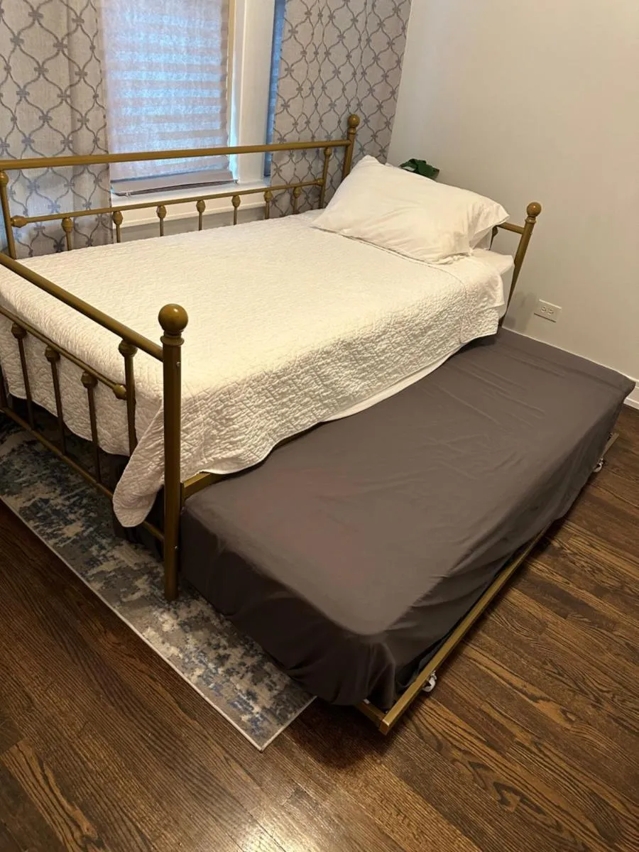 Image 1 of The Blue Golden Luxury Modern 3- Bedroom Apartment in Chicago