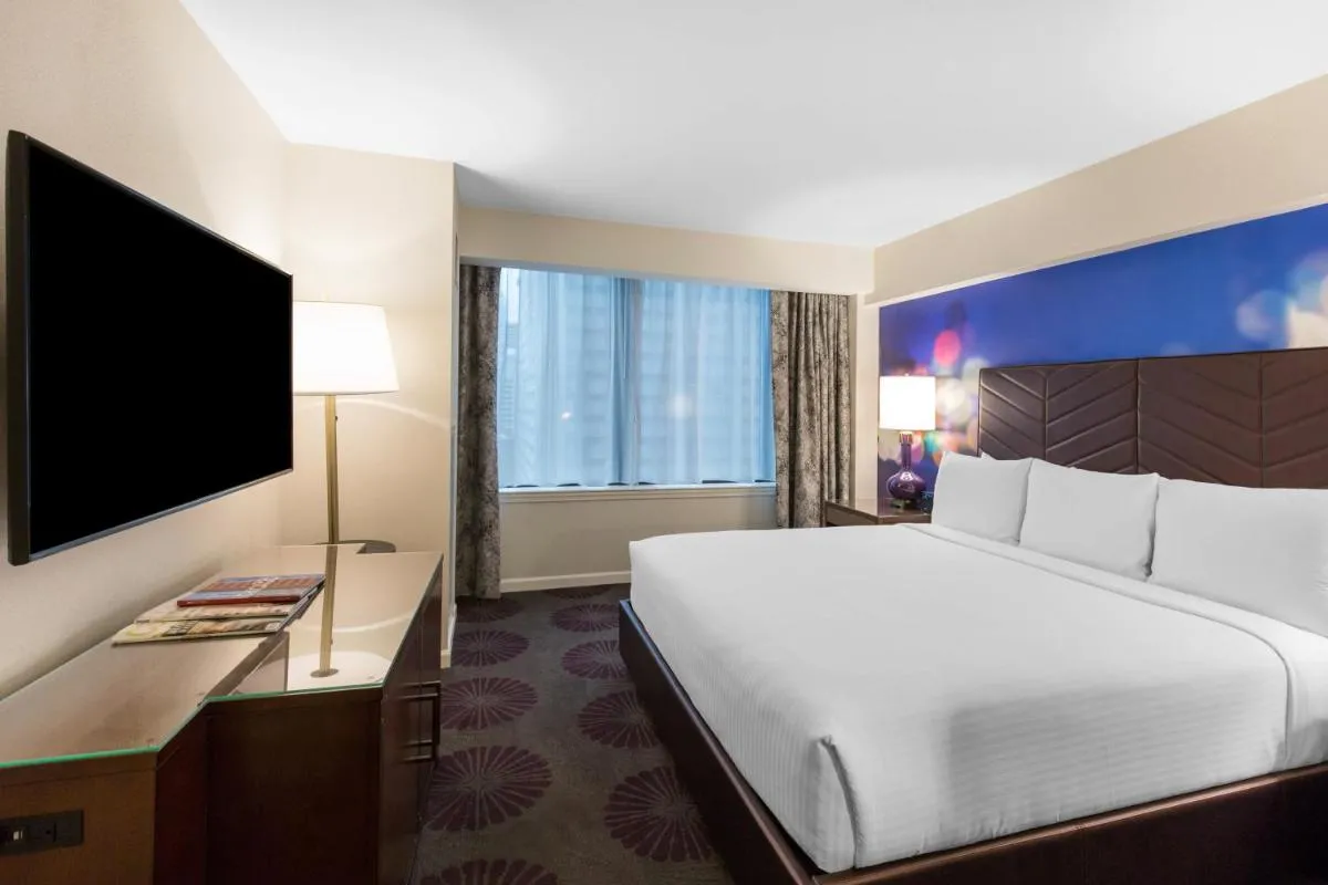 Image 3 of The Chicago Hotel Collection Magnificent Mile