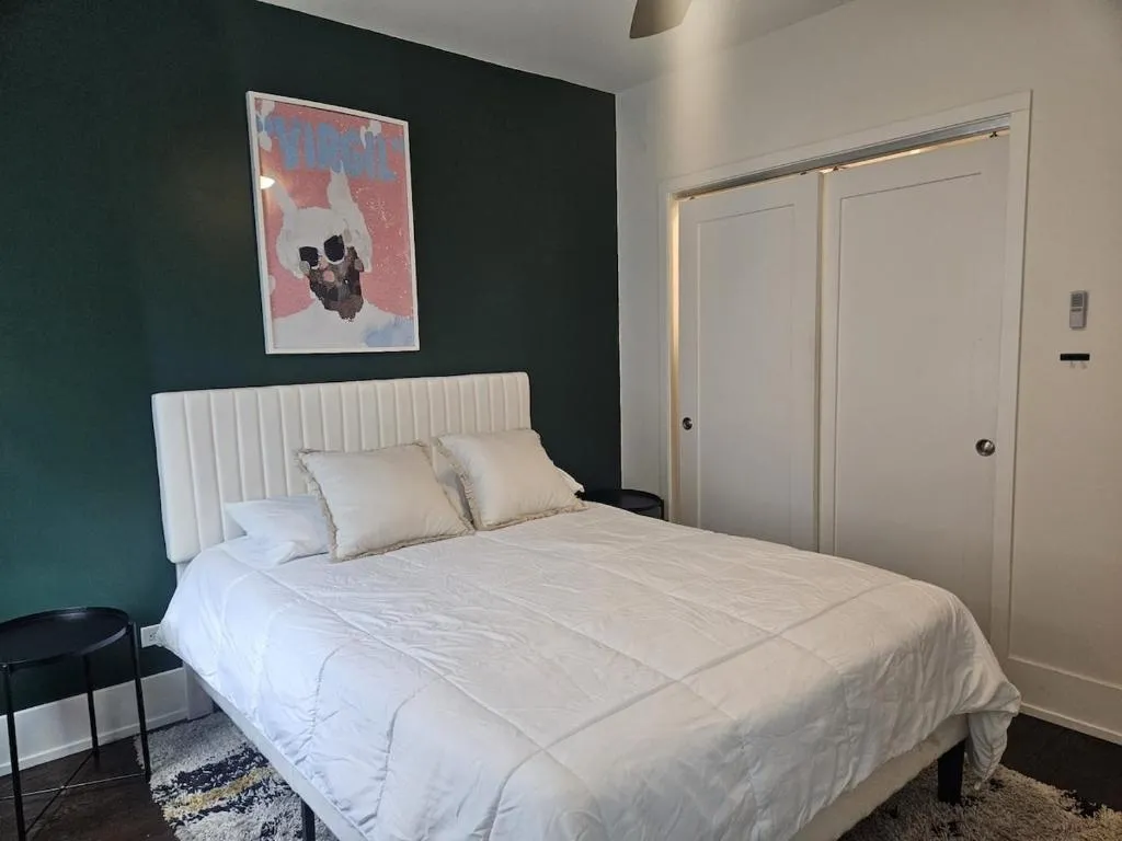 Image of The Chicago Retreat Just 10 mins from Chicago Bulls Arena