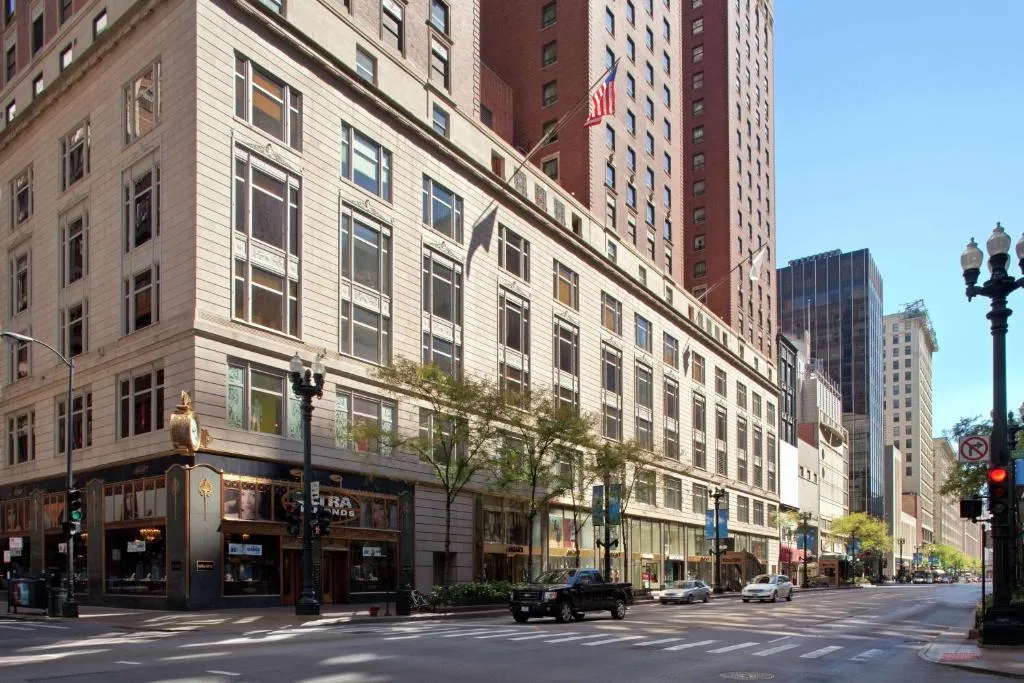 Image of The Palmer House Hilton