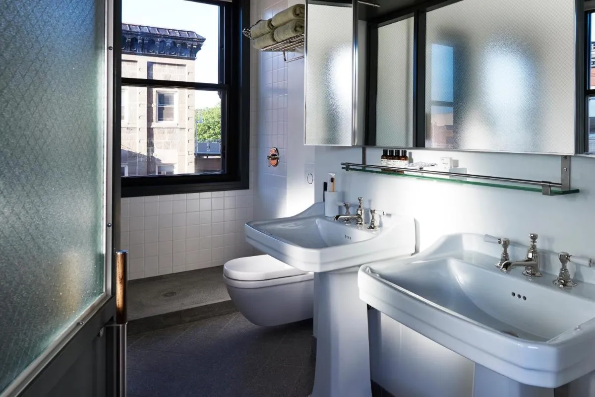 Image 2 of The Robey, Chicago, a Member of Design Hotels