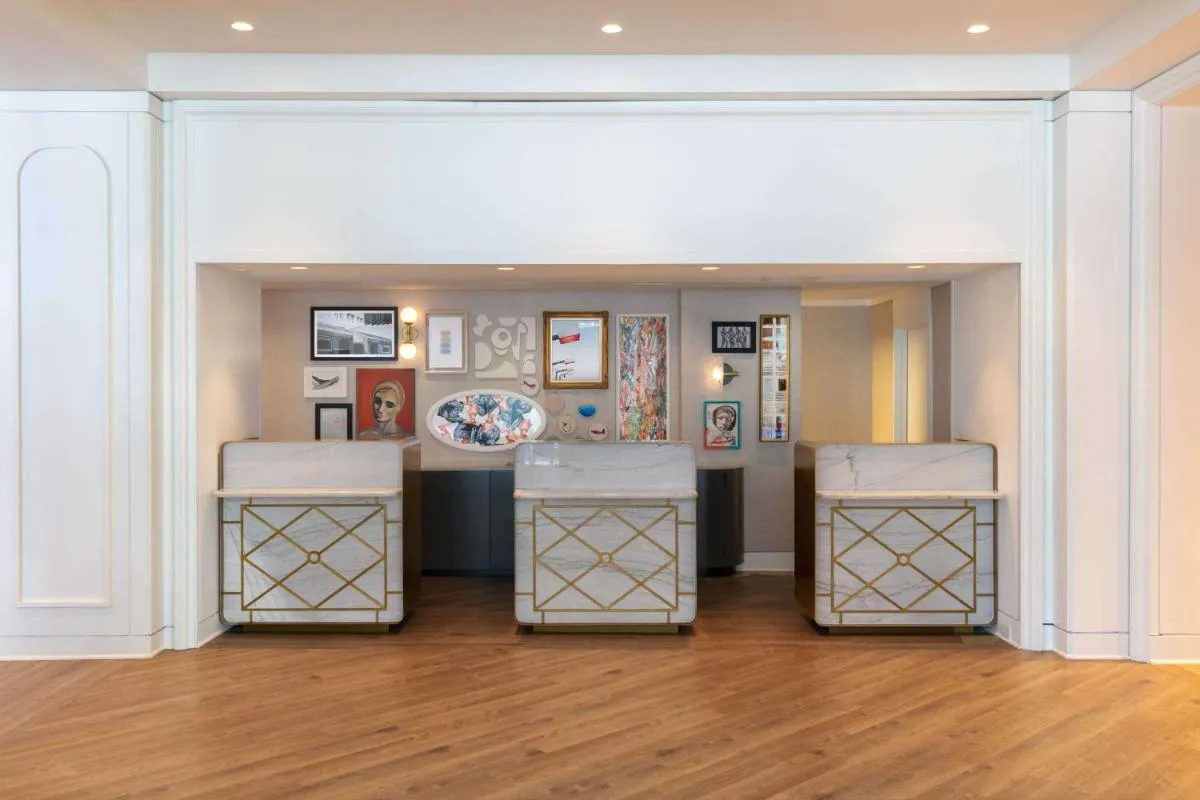 Image 2 of The Royal Sonesta Chicago Downtown
