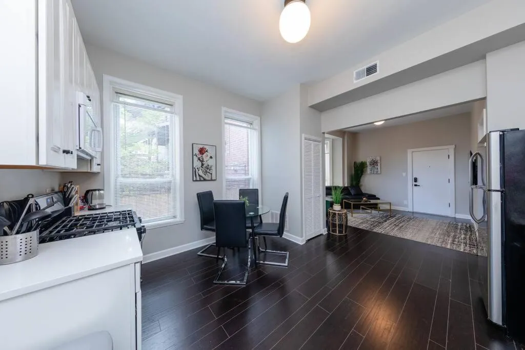 Image 6 of The Secret West Loop Oasis for up to 4 guests
