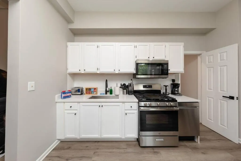 Image 3 of The Secret West Loop Oasis for up to 4 guests – 5 minutes to United Center!