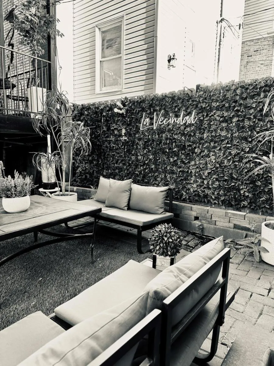 Image 4 of Tiny House – Chicago Pilsen Neighborhood